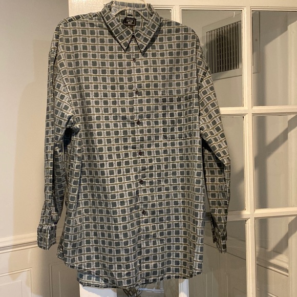 Junction West Other - Junction West size XL shirt sold in bundle of 2 or more items